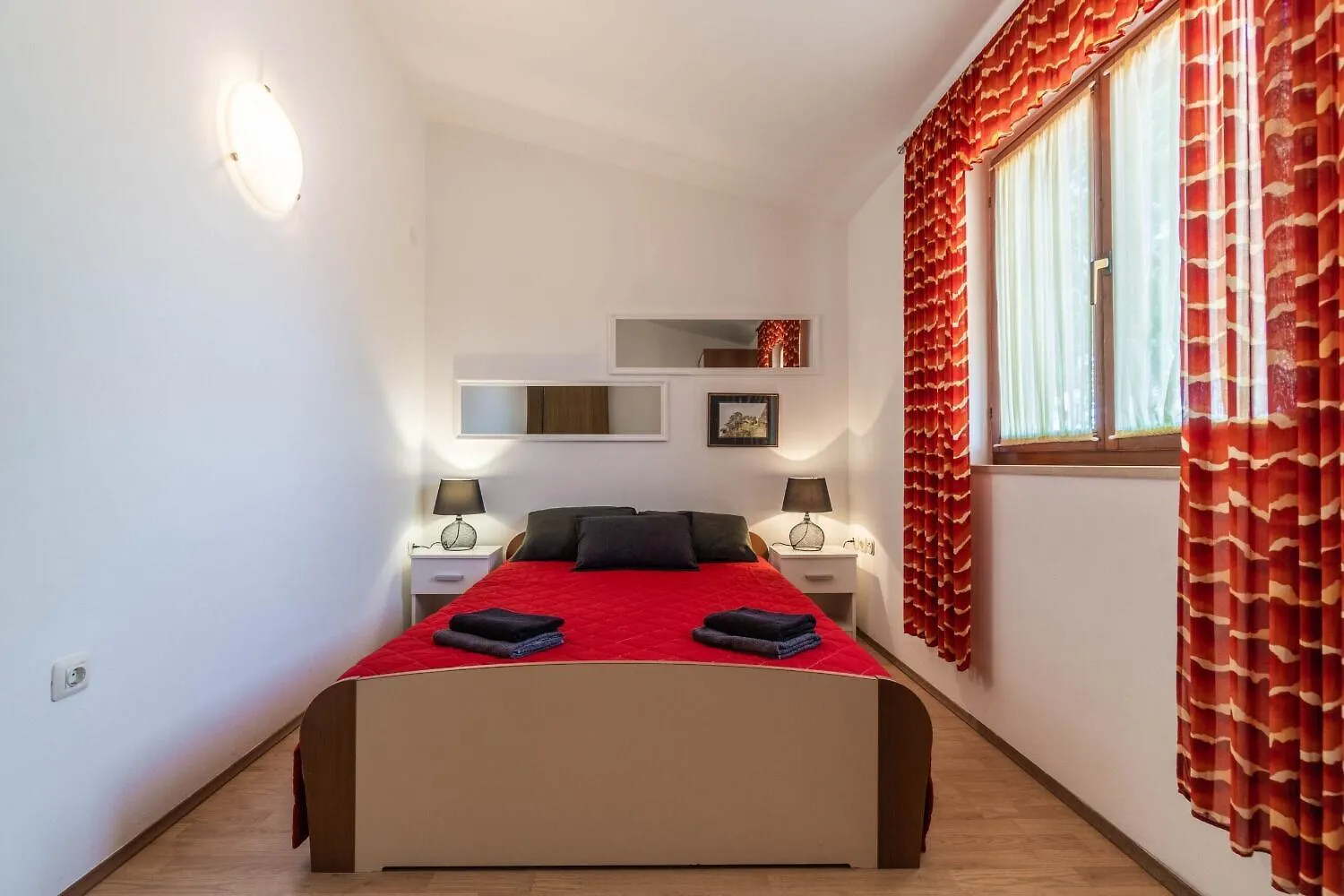 Apartments Mimi Krnica